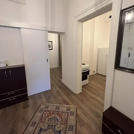 Apartment Dvor *